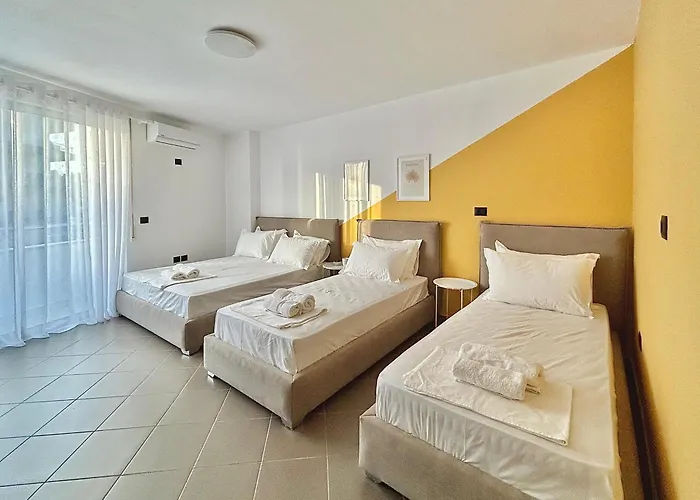 Lulu - Sunny Appartement Golem (Tirana)