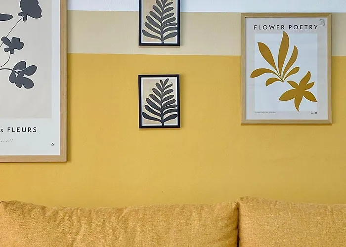 Lulu - Sunny Appartement Golem (Tirana)